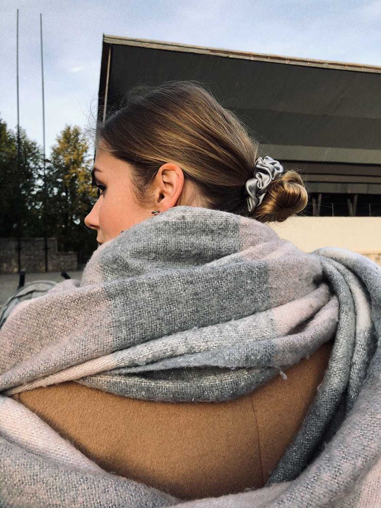 Natural silk scrunchie Misty Blue - sample sale Scrunchies Katrina Silks