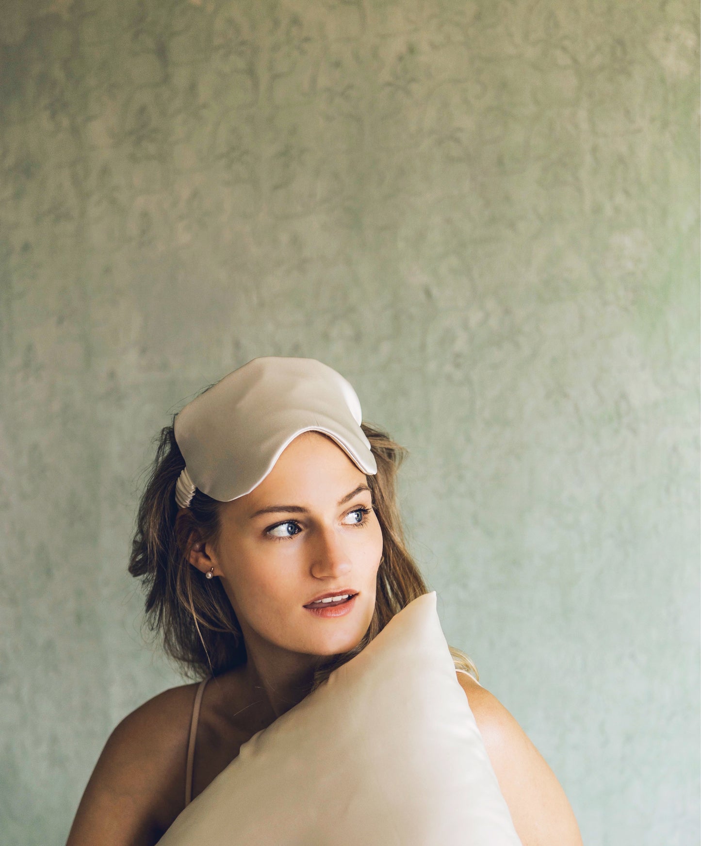Natural silk eye mask White Pearl Katrina Silks