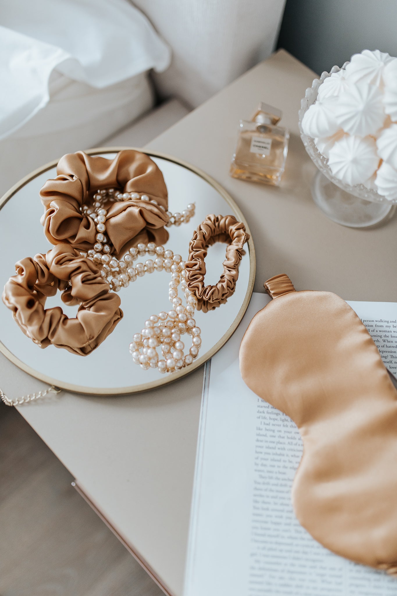 Natural silk scrunchie Golden Palm - sample sale Scrunchies Katrina Silks