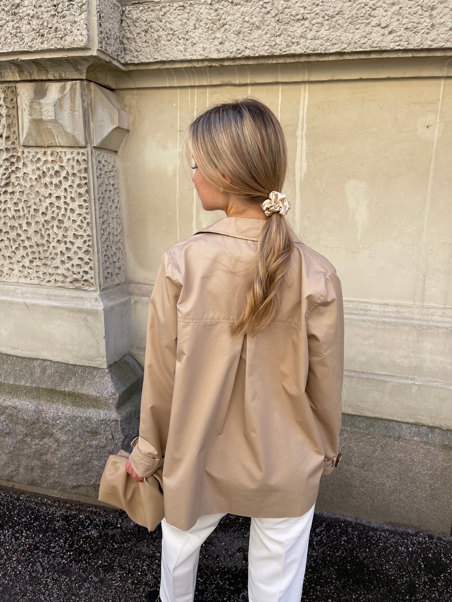 Natural silk scrunchie Cappuccino Beige - sample sale Scrunchies Katrina Silks