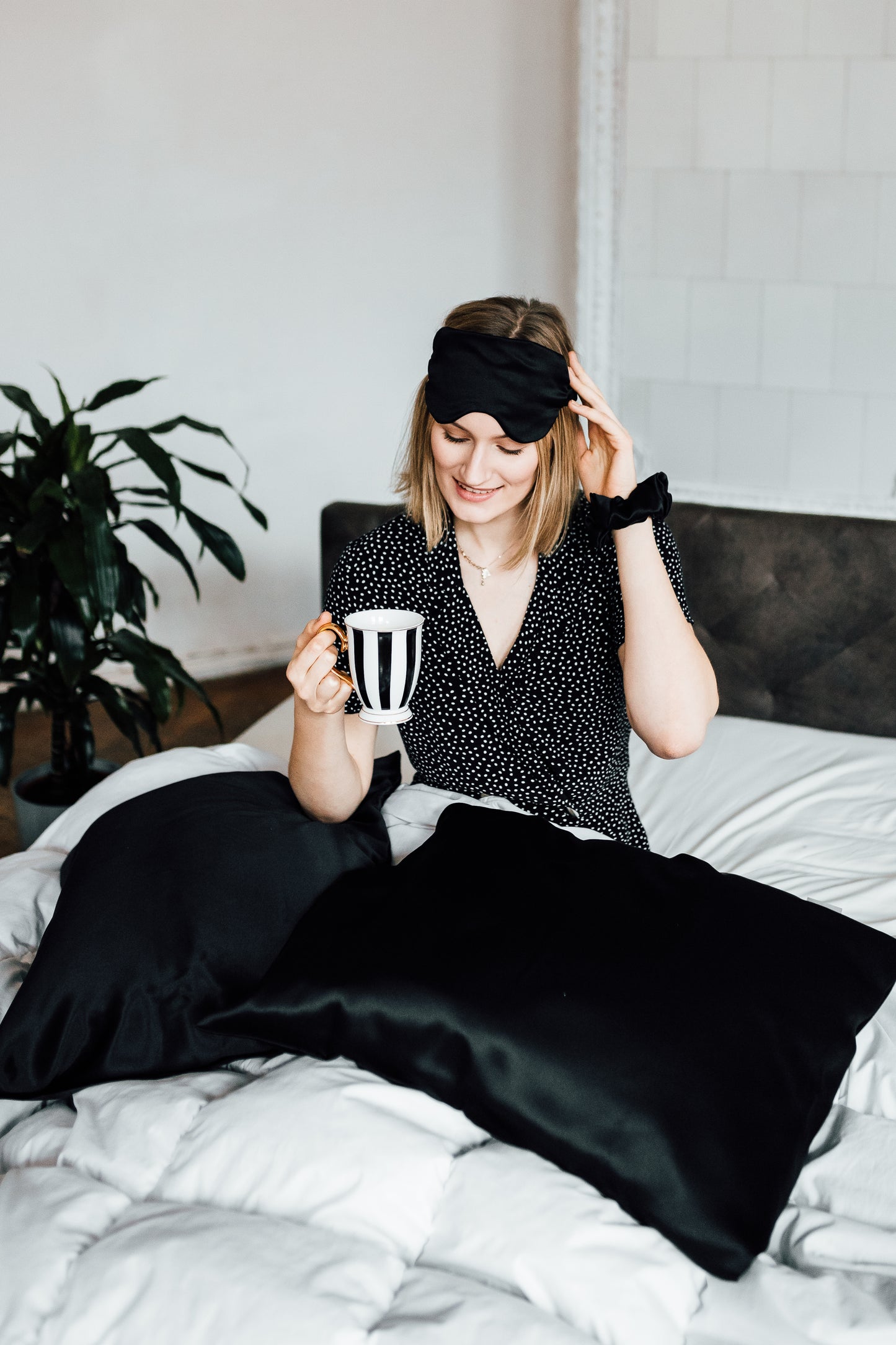 Set of 2 Natural silk pillowcases Black Night - PRE ORDER! Pillowcases Katrina Silks Black Night 40x80
