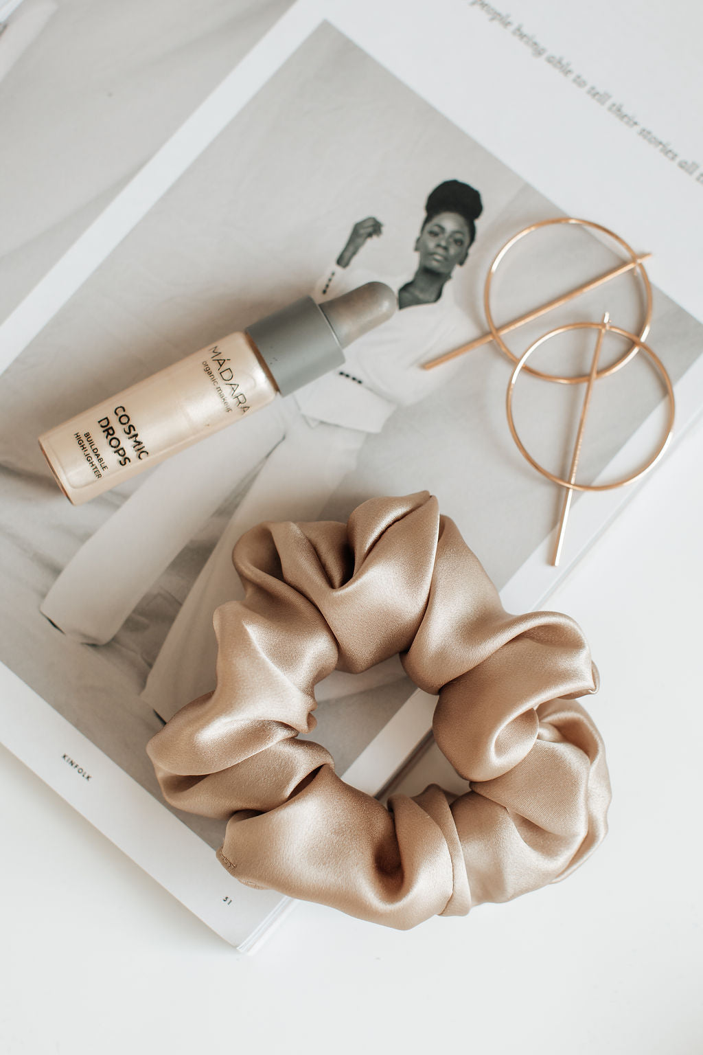 Natural silk scrunchie Porcelain Sand - sample sale Scrunchies Katrina Silks