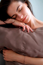 Load image into Gallery viewer, Set of 2 Natural silk pillowcases Delicious Mocha Pillowcases Katrina Silks   
