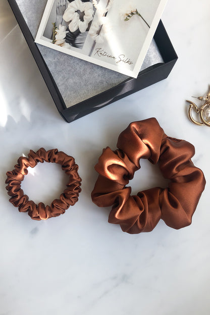 Sporty & Chic - set of 2 scrunchies -  L & S size Cannelle Élégante  Katrina Silks   