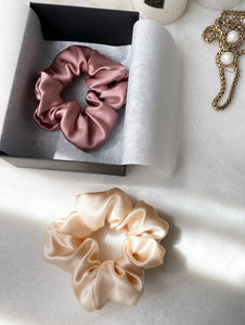 Set of 2 L size natural silk scrunchies - cappuccino beige & powder rose  Katrina Silks   