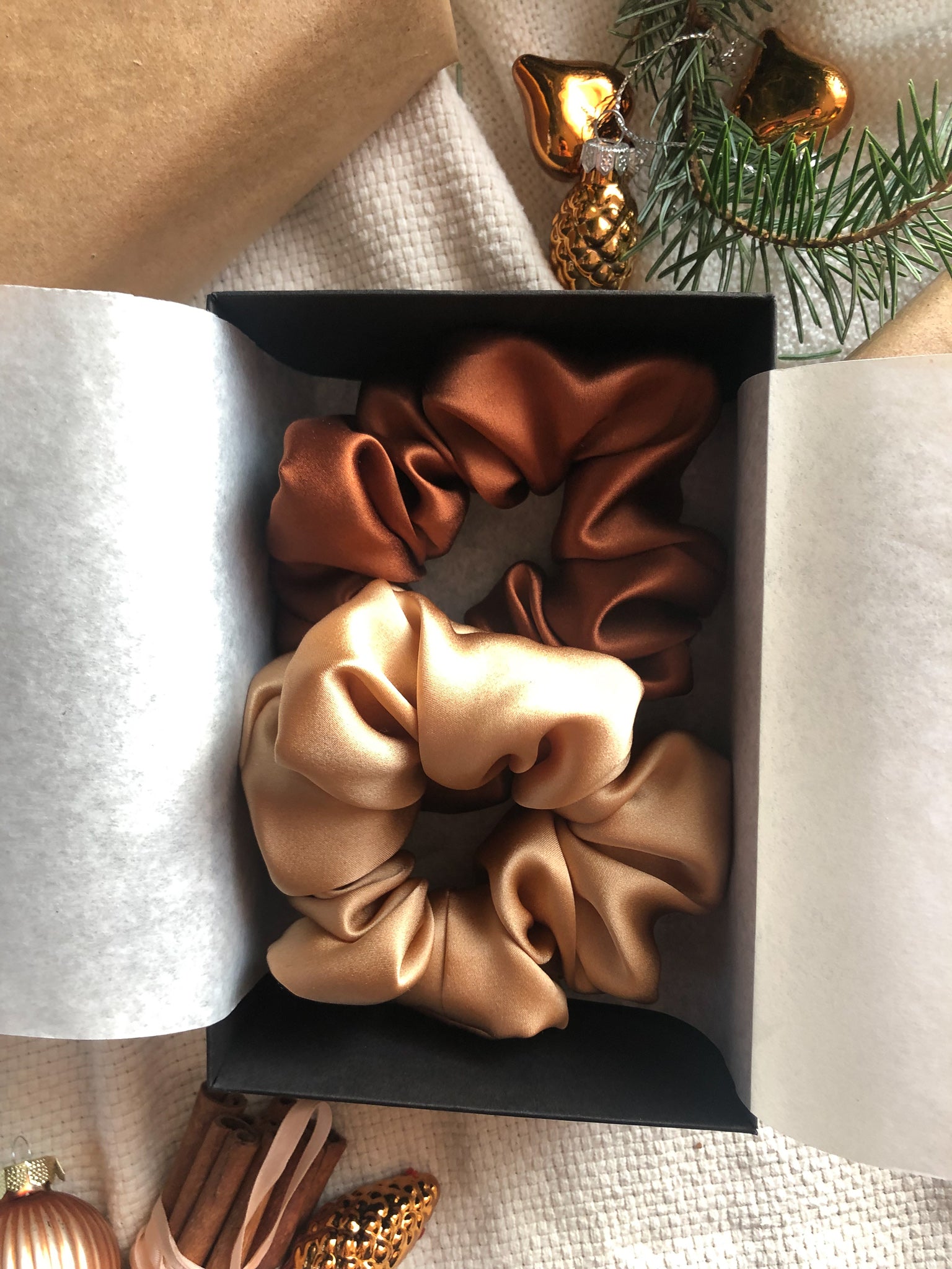 Set of 2 L size natural silk scrunchies - golden palm & cannelle elegante  Katrina Silks   