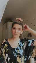 Load and play video in Gallery viewer, Natural silk Maxi scrunchie Morning Dawn (heatless curls)

