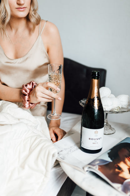 Natural silk scrunchie Powder Rose - sample sale Scrunchies Katrina Silks   