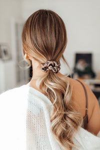 Natural silk scrunchie Delicious Mocha - sample sale Scrunchies Katrina Silks   