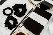 Laden Sie das Bild in den Galerie-Viewer, Set of 3 - natural silk scrunchie Black Night  Katrina Silks   
